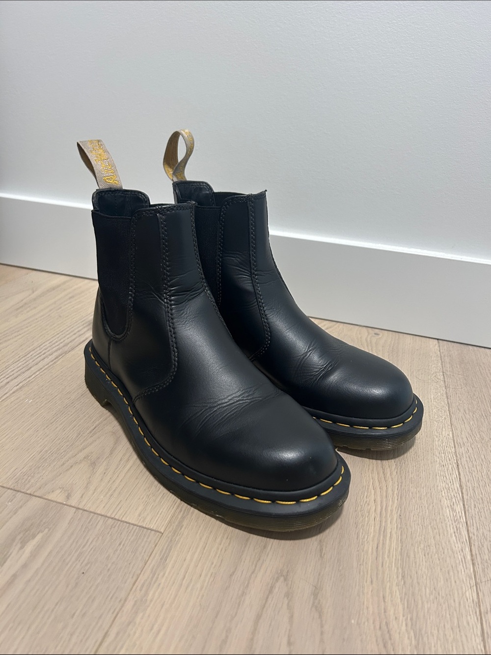 Women’s Doc Martin’s 2976 Yellow stitch vegan leather Chelsea boots | Black